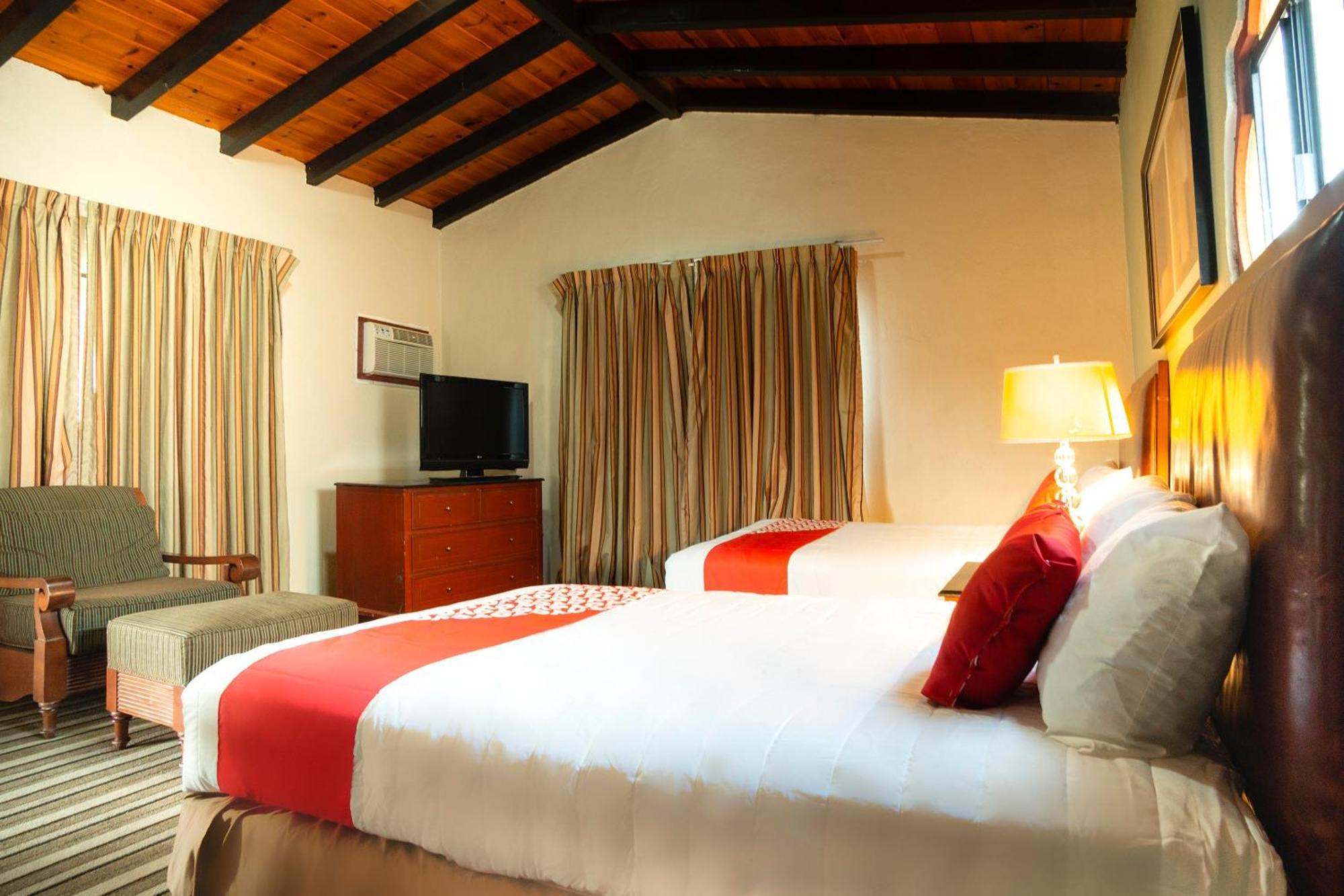 Oyo Hotel Hacienda Don Luis, Rosarito Eksteriør bilde A room at the hotel